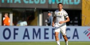 半岛体育在线-图赫尔：我和阿诺德通过电话，解释了此次未征召他的原因