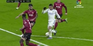 半岛体育网址-熊皇复出皇马火力全开，姆巴佩来也要竞争上岗？