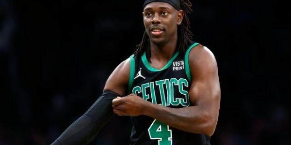 半岛体育在线-1.35亿防守大闸复苏 布朗喊话激活冠军拼图