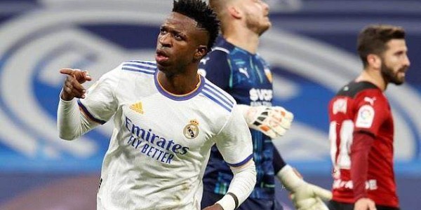 半岛体育网址-熊皇复出皇马火力全开，姆巴佩来也要竞争上岗？